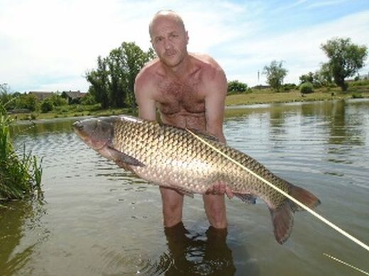 Amur 103 cm 17 kg.jpg